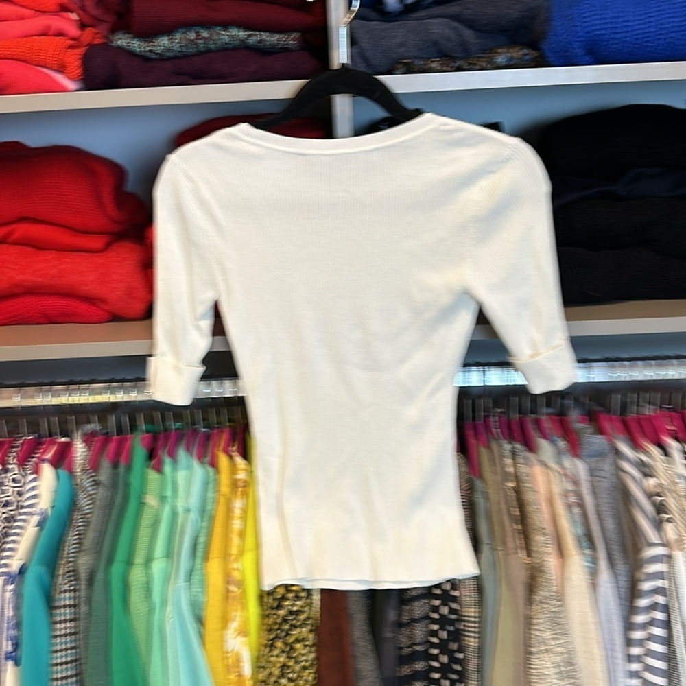 WHBM white short sleeve scoop neck top size XS - Picture 3 of 3